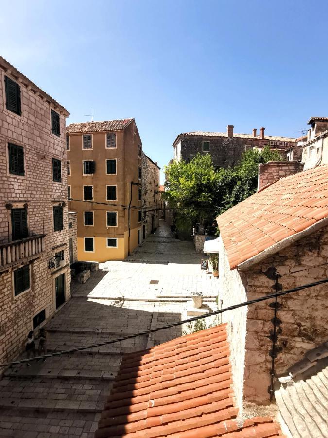 L&L Rooms Royal Sibenik Exterior photo