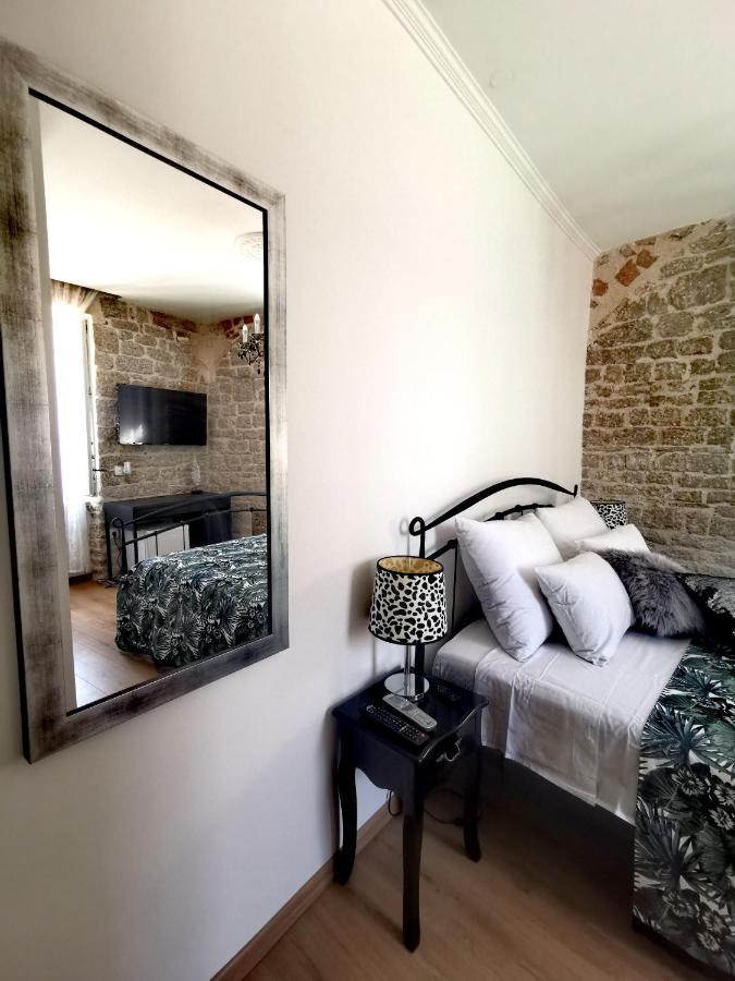 L&L Rooms Royal Sibenik Room photo