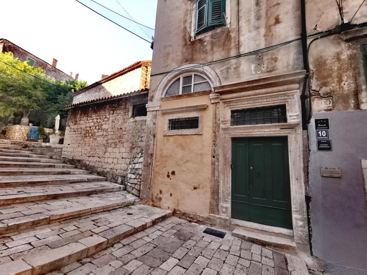 L&L Rooms Royal Sibenik Exterior photo