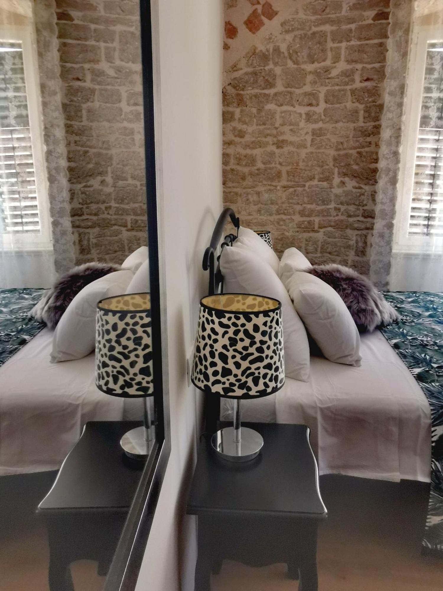 L&L Rooms Royal Sibenik Room photo