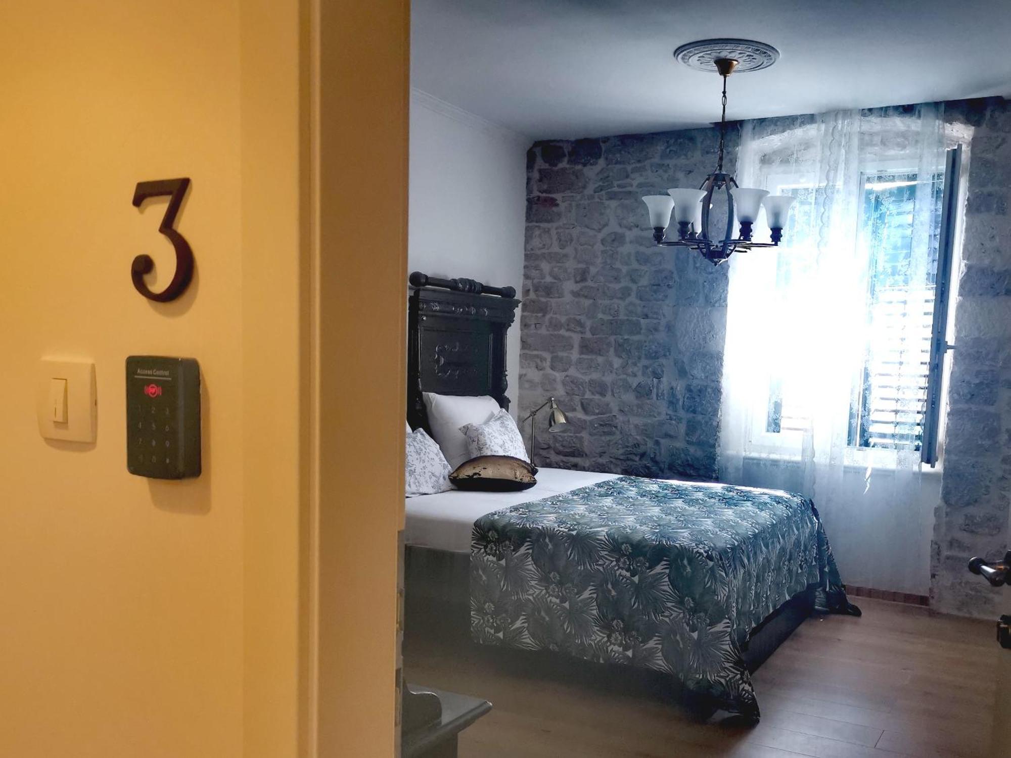 L&L Rooms Royal Sibenik Room photo